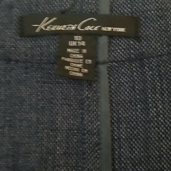 Like New! Kenneth Cole short sleeve blazer - Picture 2 of 6